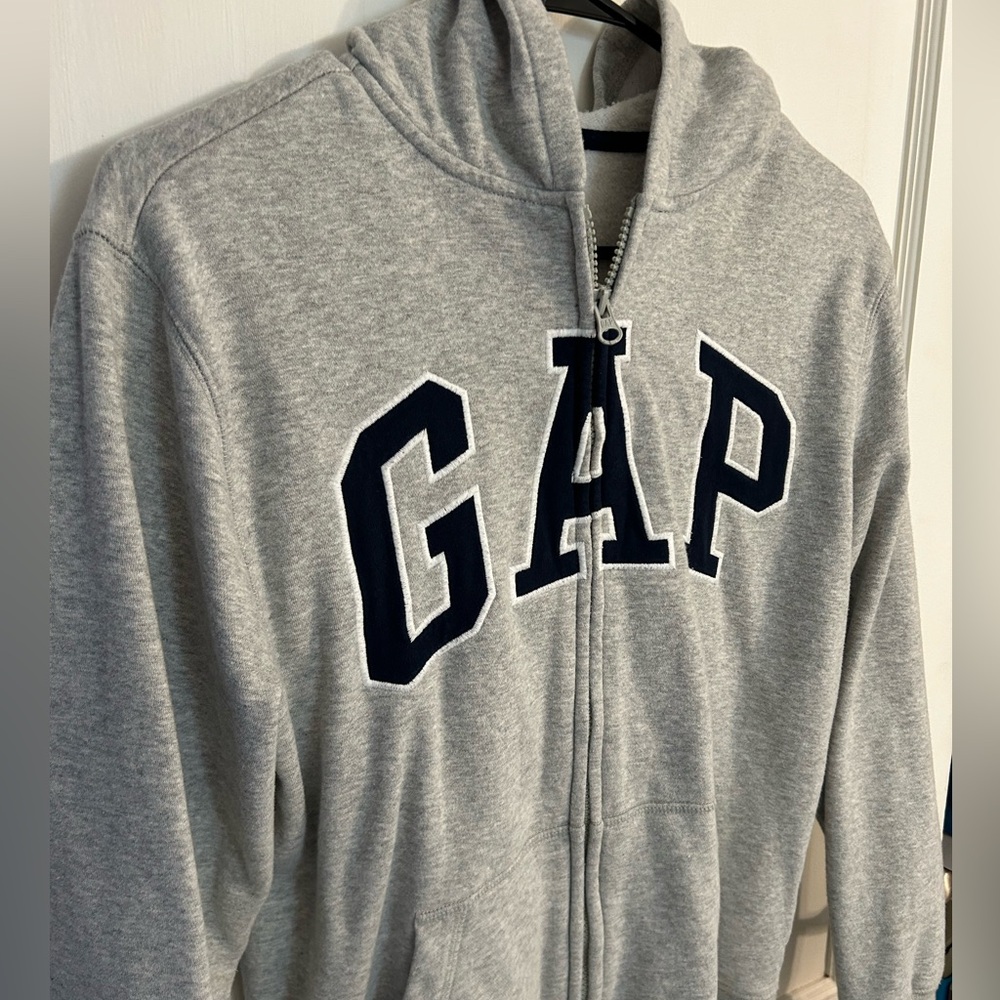 GAP zip up hoodie jacket